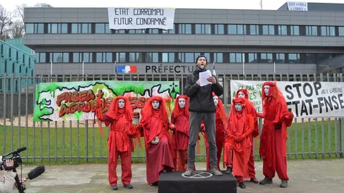 Algues Vertes : stop à la complaisance de l'Etat !